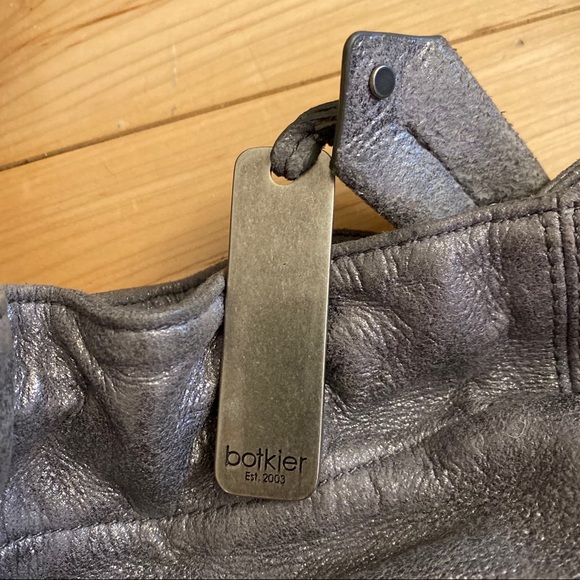 Botkier New York Silver Metallic Hobo Bag - Picture 6 of 9